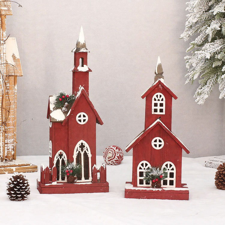 Beleuchtetes rotes Holzhaus, Weihnachtsdekoration