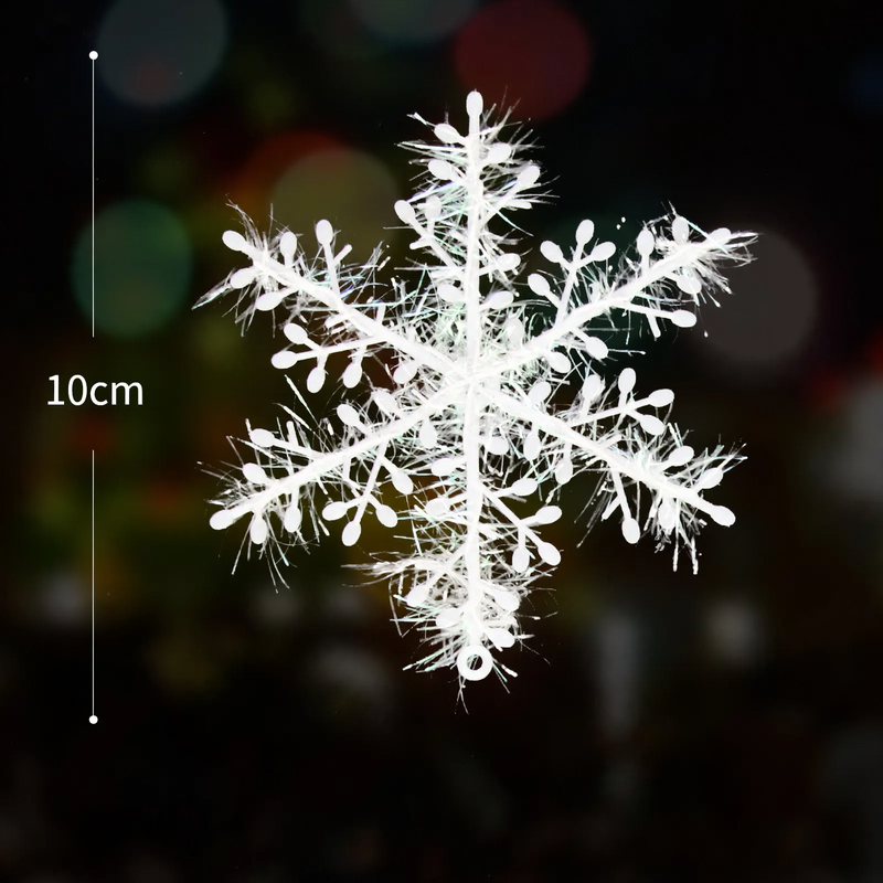 Dekorative Weihnachtshänger mit Schneeflocken und Rentier