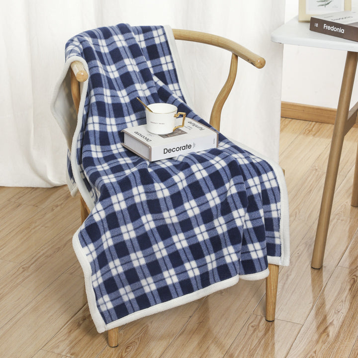 Kuscheldecke mit Karomuster, Polyester