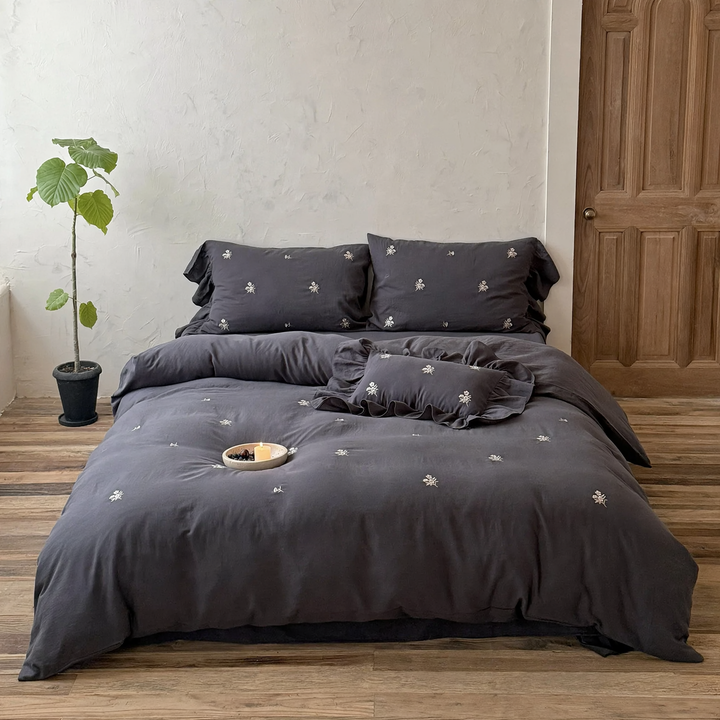 Baumwoll-Bettwäscheset, Crinkle-Gewebe mit Präzisionsstickerei