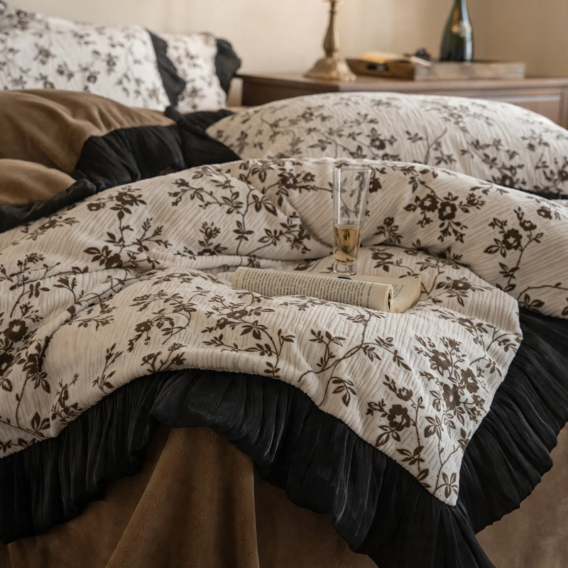 Milchfaser-Bettwäsche 4-teilig, 230g, Vintage-Design