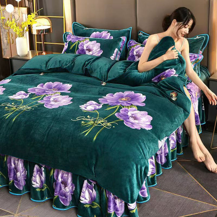 Dicke Milchfaser-Bettdecke mit Blumenmuster