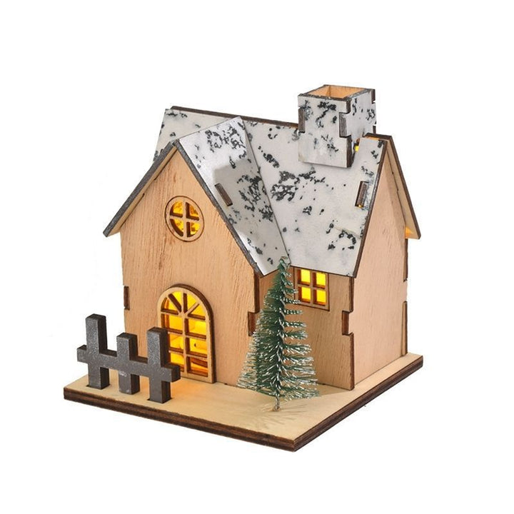 Beleuchtetes Holzhaus für die Weihnachtsdekoration