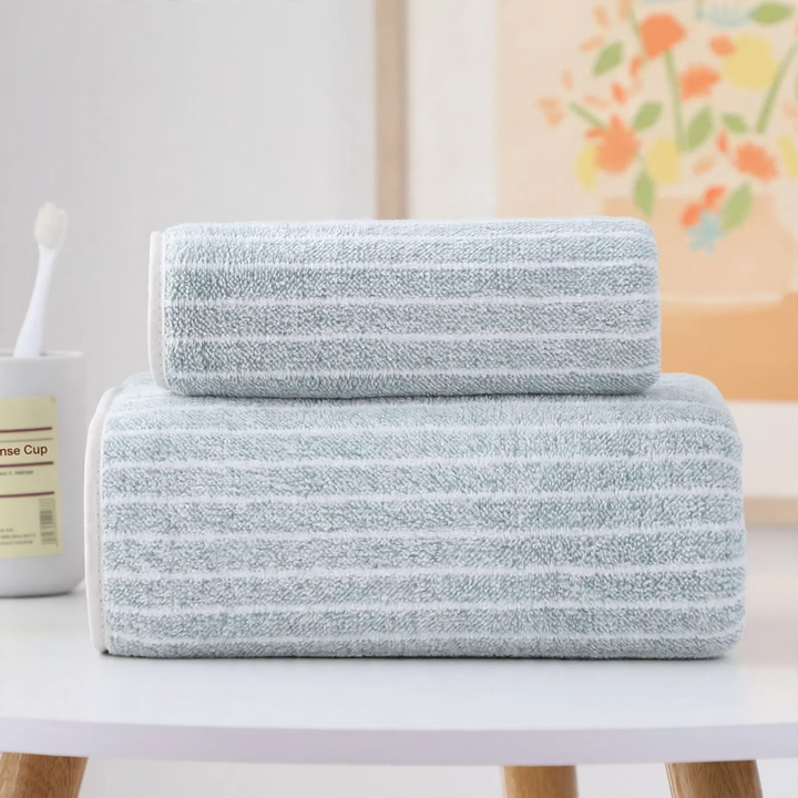 Badetuch-Set aus Korallenfleece, 2-teilig