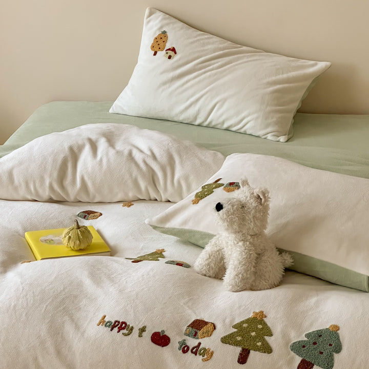Winterbettgarnitur aus Milchfleece mit Cartoon-Motiv