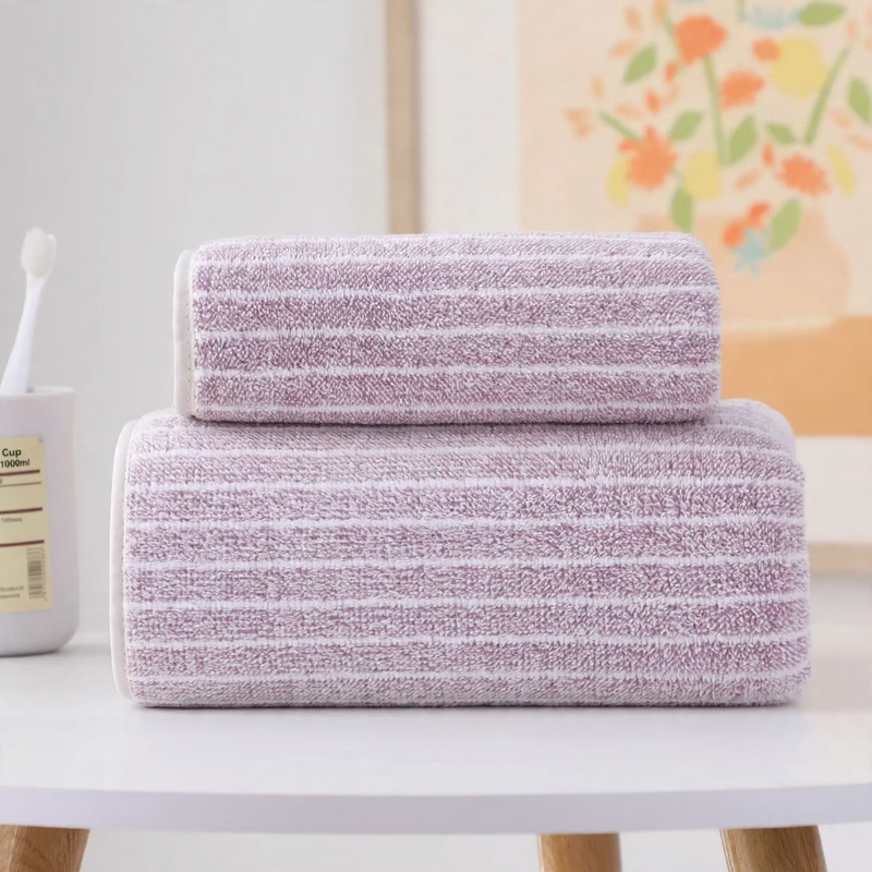 Badetuch-Set aus Korallenfleece, 2-teilig