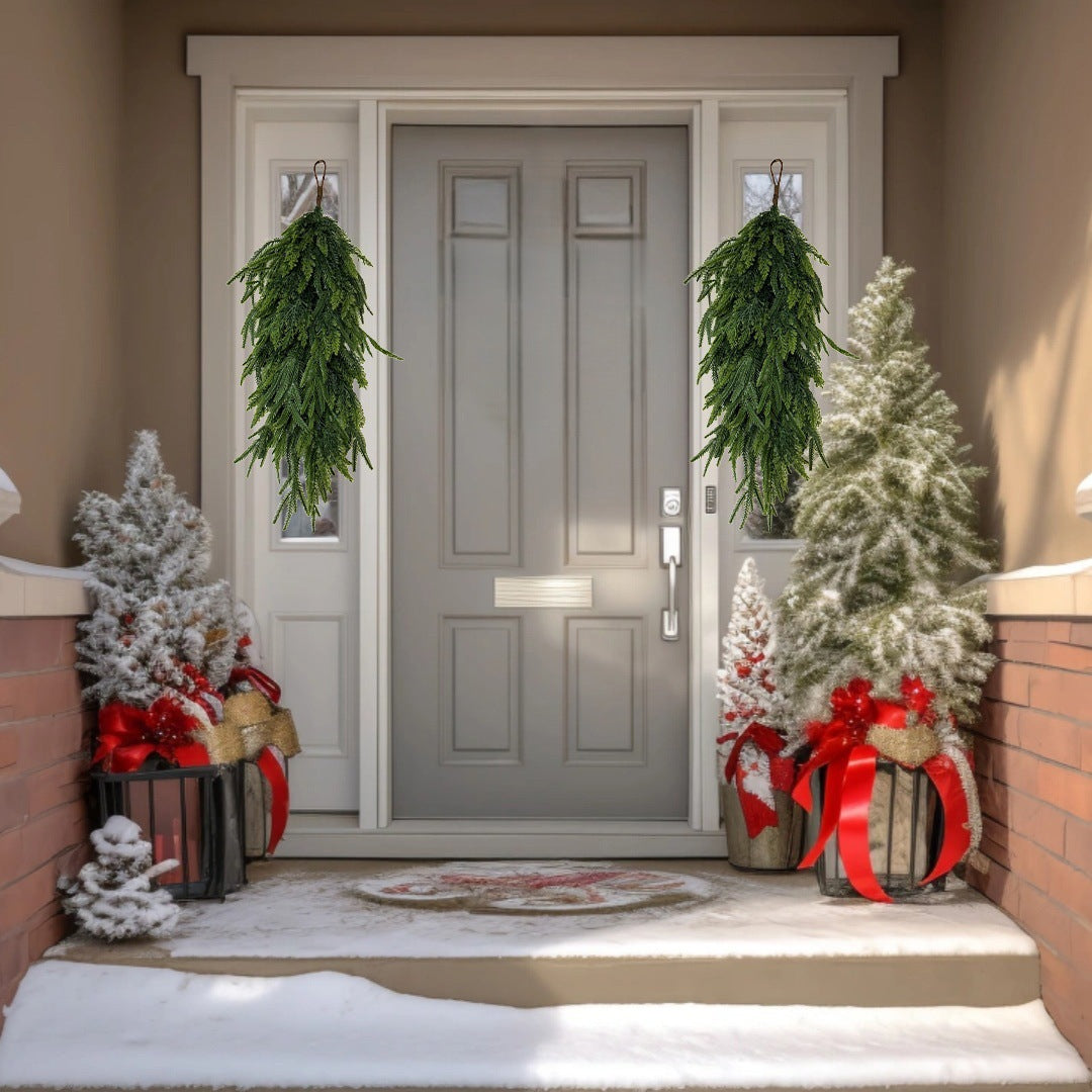 Dekorativer Weihnachtskranz im Landhausstil