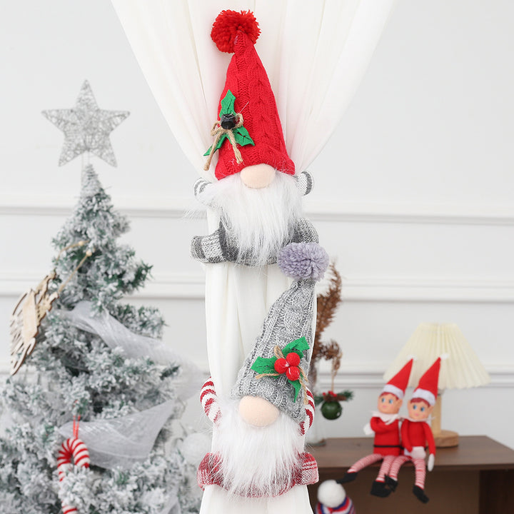 Weihnachtlicher Wichtel-Vorhanghalter aus Strick