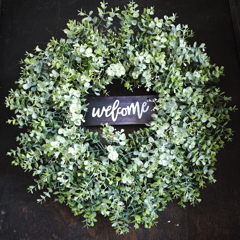 Weihnachtlicher Eukalyptus-Kranz mit Welcome-Schild 60 cm