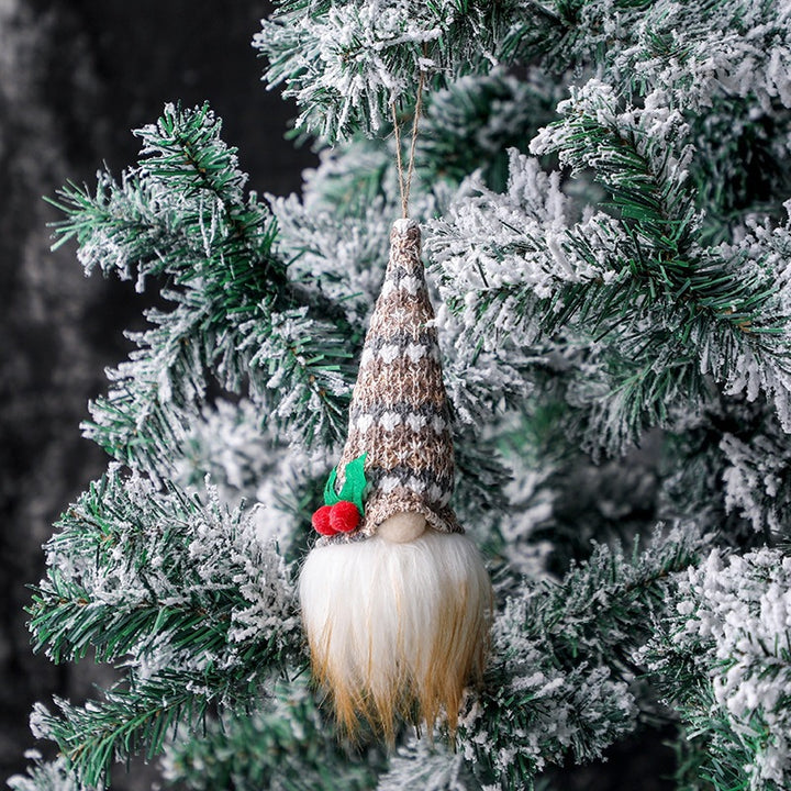 Weihnachtlicher Wichtel-Anhänger mit Strickmütze