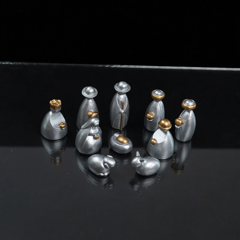 Krippenfiguren-Set aus Kunstharz