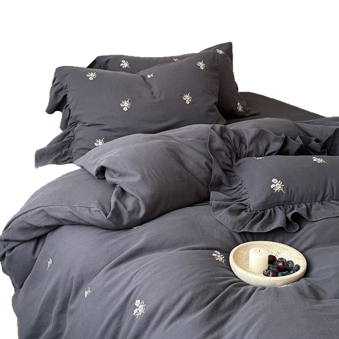 Baumwoll-Bettwäscheset, Crinkle-Gewebe mit Präzisionsstickerei