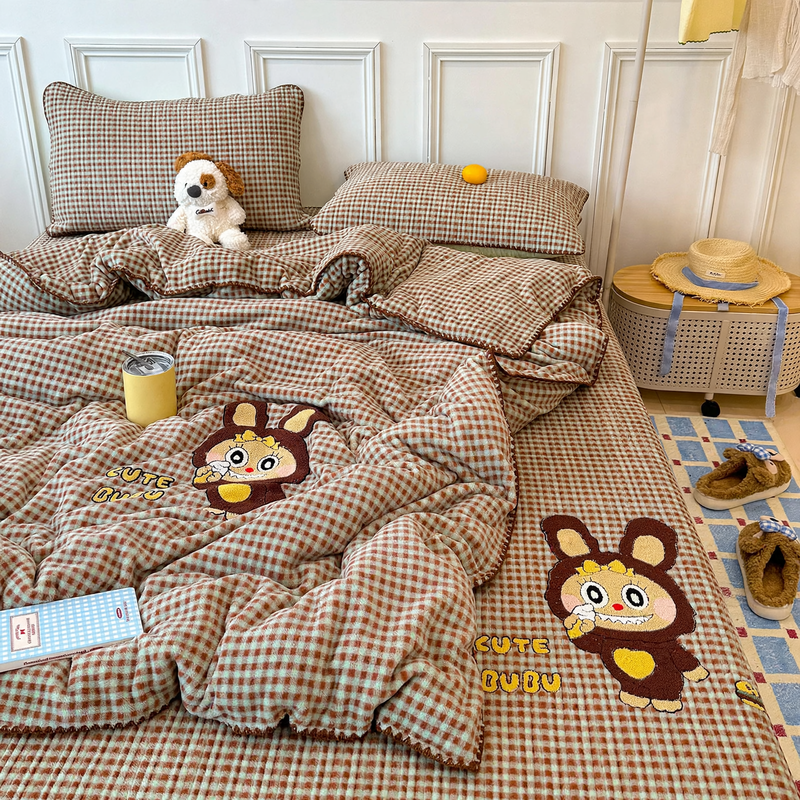 Milchfaser-Fleece-Bettwäsche-Set mit Cartoon-Stickerei
