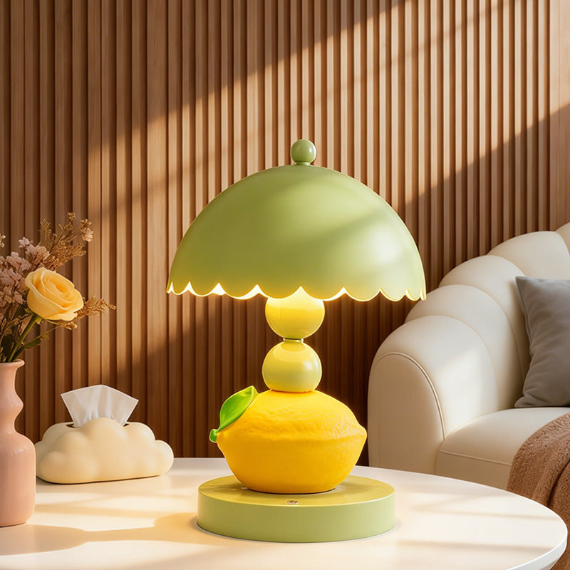 Zitronenfrucht-Tischlampe in Grün