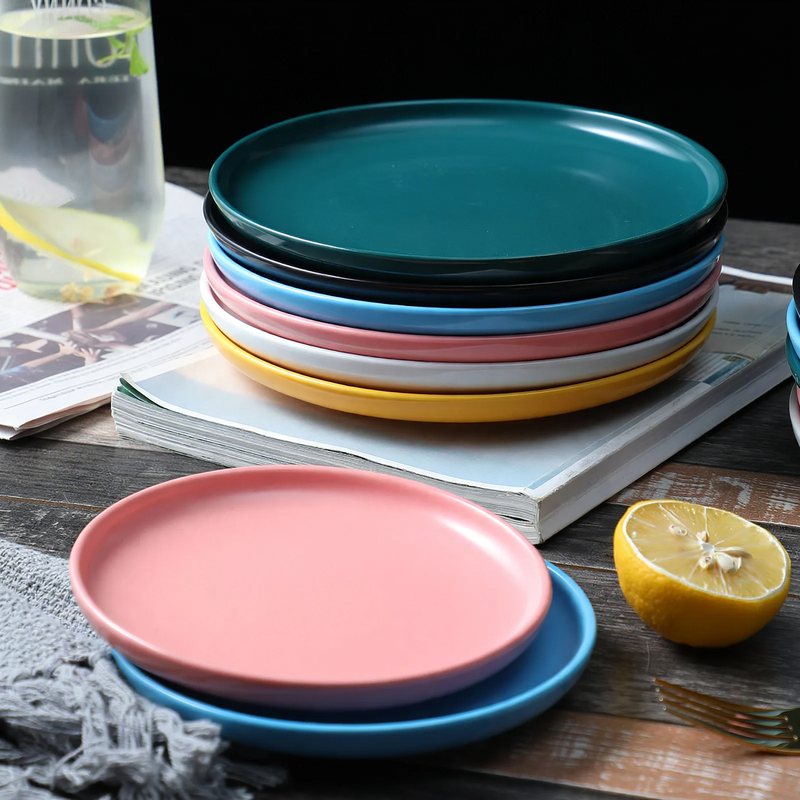 Runder Kunststofftablett, Creme und Schwarz