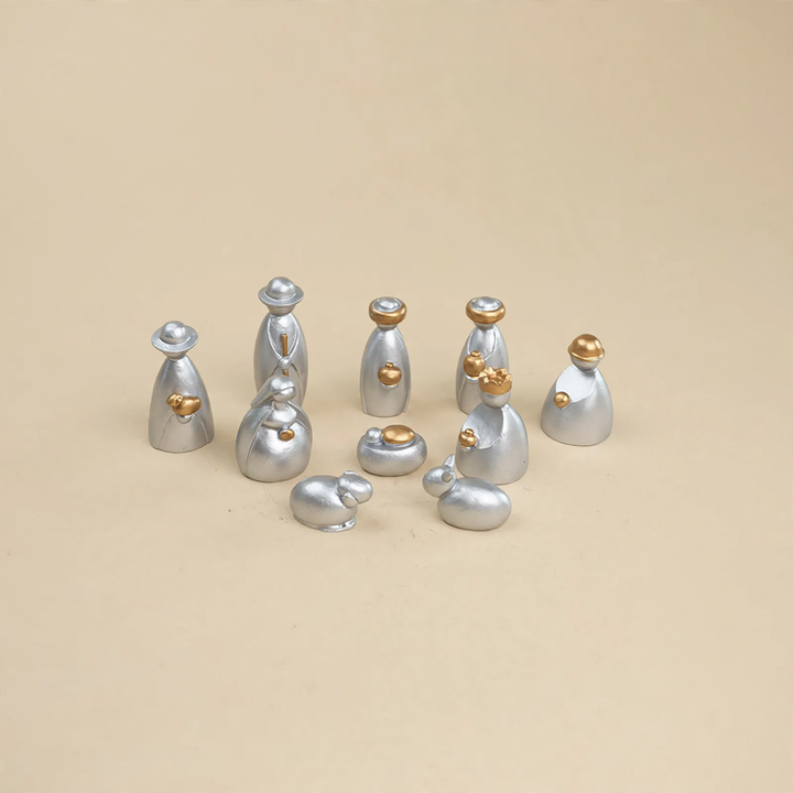Krippenfiguren-Set aus Kunstharz