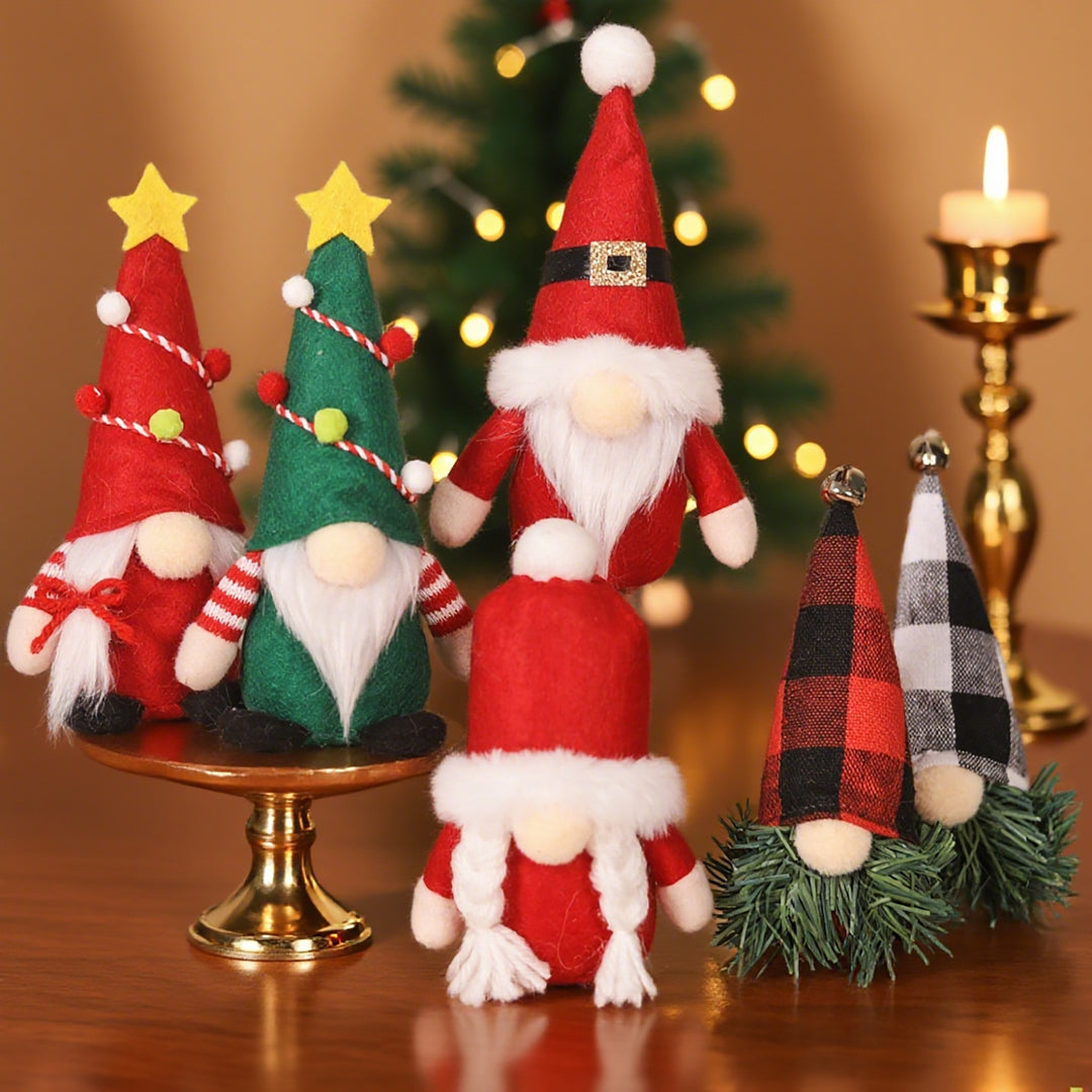 Stehende Weihnachts-Wichtelfigur mit Sternenmütze