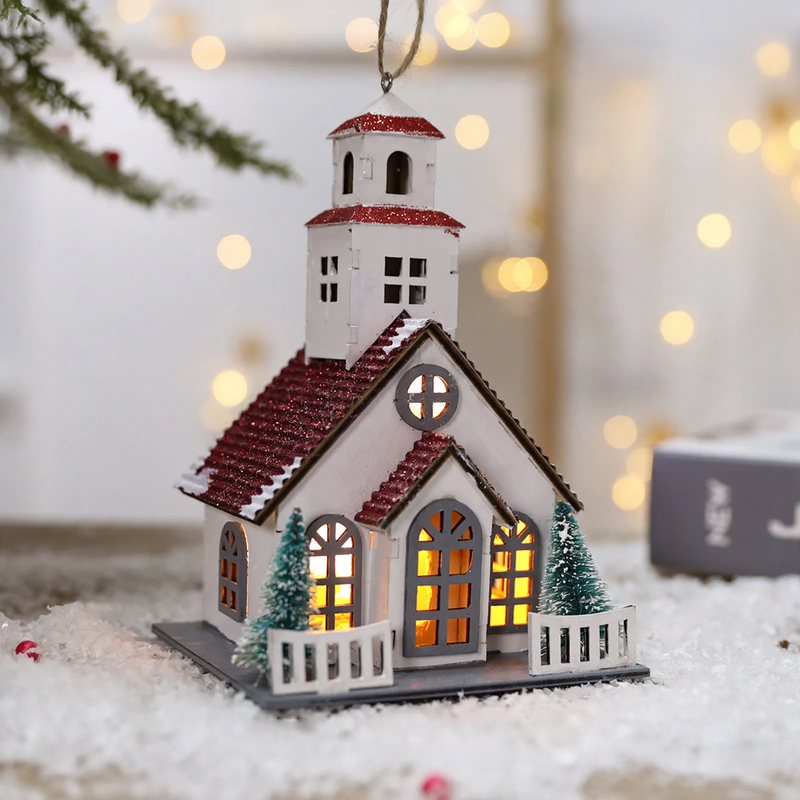 Dekoratives Weihnachts-Holzhaus mit Beleuchtung