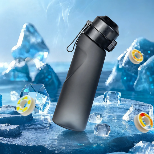 Sportbecher aus Tritan, 650 ml, mit Strohhalm
