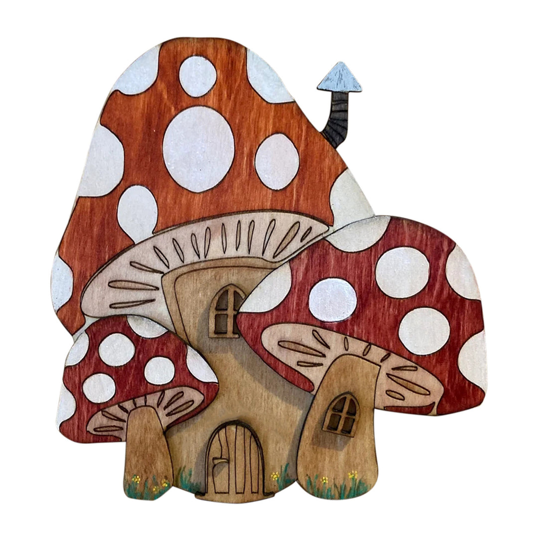Dekorative 2D-Elfen-Tür aus Kiefernholz mit Tiermotiven