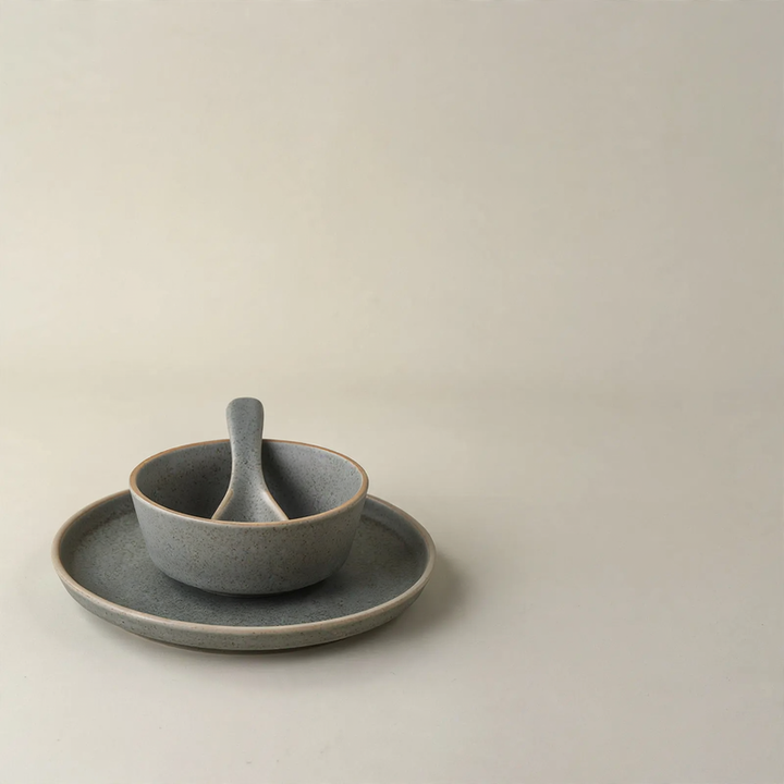 Porzellan-Geschirrset mit Goldrand, Luxus-Design
