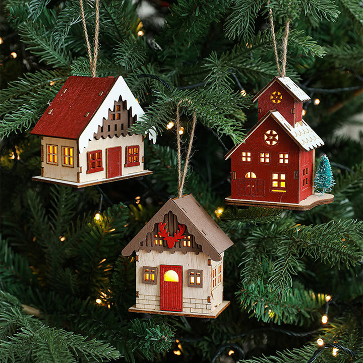 Beleuchtetes Holzhaus für Weihnachtsdekoration