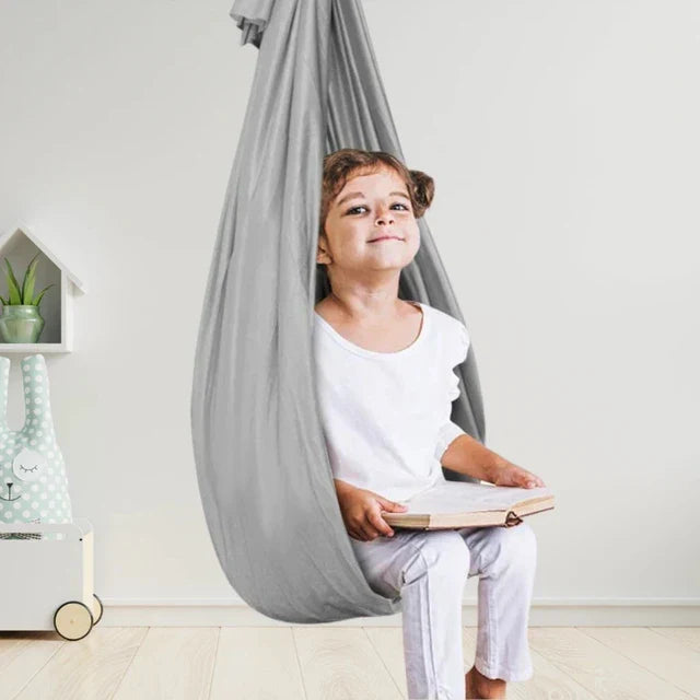 Sandsberg - Wohltuende therapeutische Schaukel für Kinder