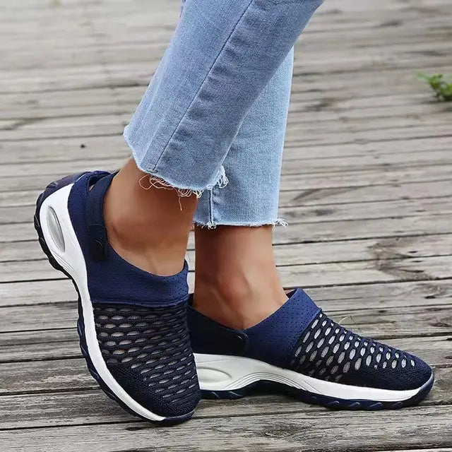 Orthopädische Damenclogs mit Luftpolstern zur Entlastung von Rücken und Knien