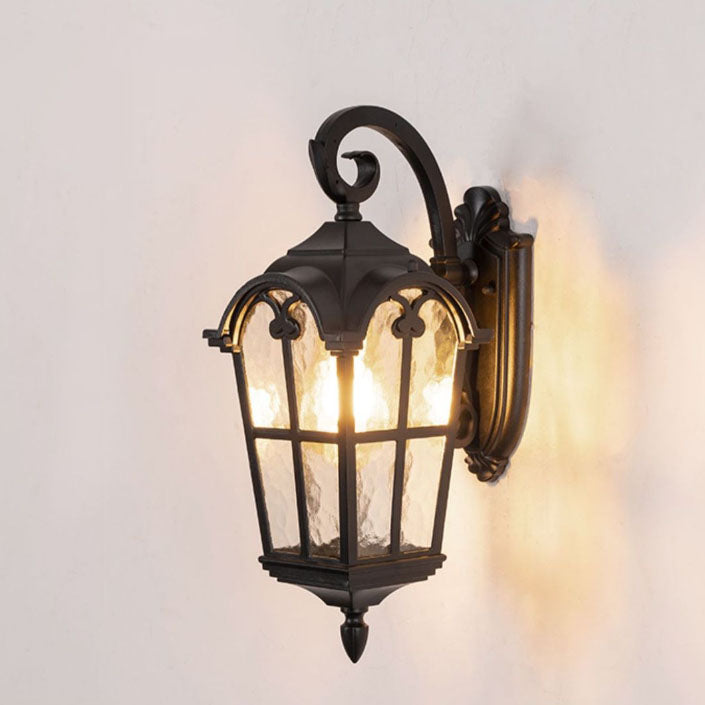 Traditionelle europäische quadratische Fensterform Aluminium Glas 1-Licht Wand sconce Lampe für Außenpatio | Karnz