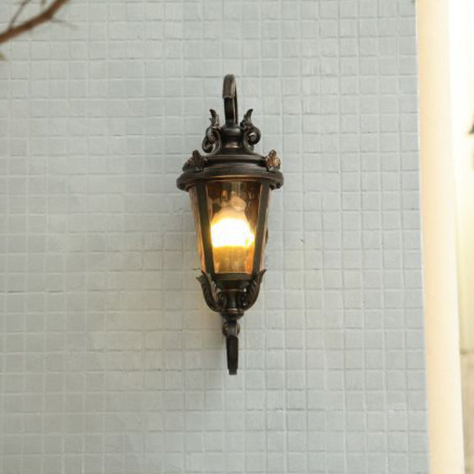 Traditionelle europäische wasserdichte Aluminium-Glas-Zylinder 1-Licht Wandleuchte für den Außenbereich | Karnz