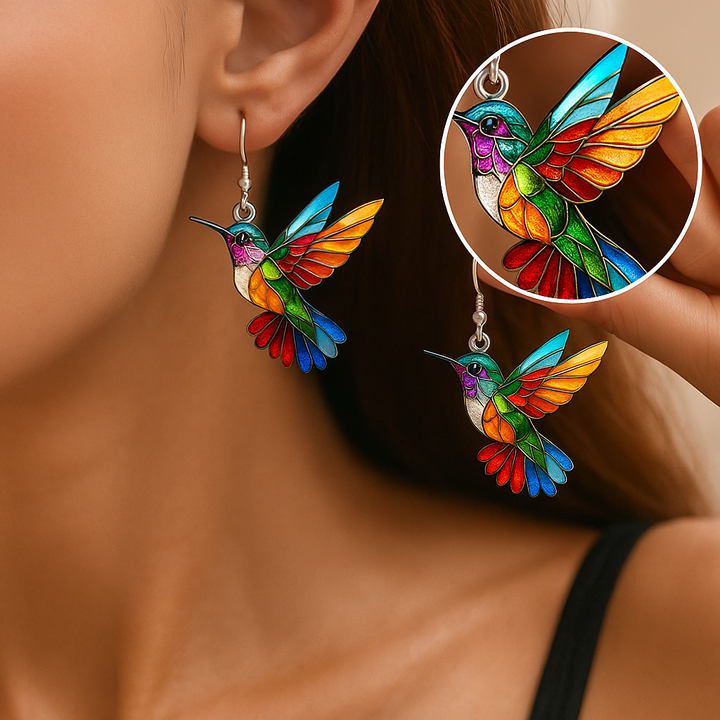 Bunte Kolibri Ohrringe – Fröhlicher Hängeschmuck mit fliegendem Vogel | Karnz
