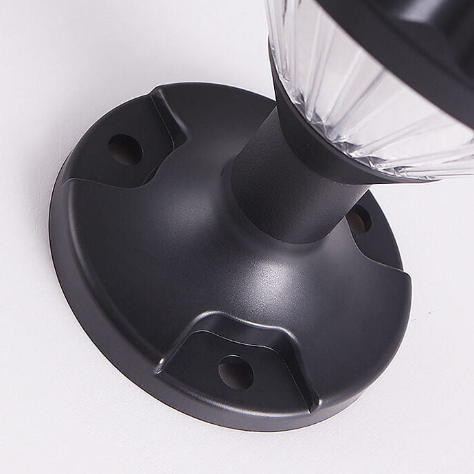 Modernes schwarzes Solar-Druckguss-Aluminium-Glas-Außen-Patio-Wasserdicht-Säulen-Hochlicht | Karnz