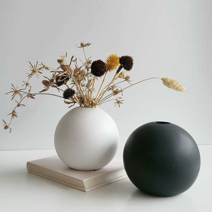 Dekorativer runder Keramik-Blumenhalter Karnz