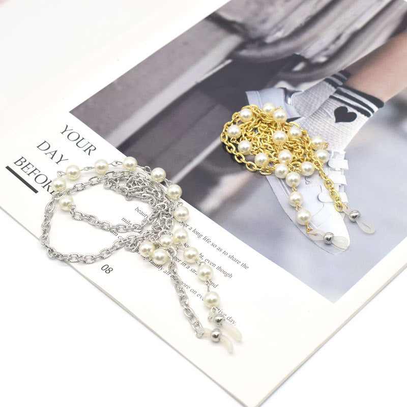 Elegante mit Perlen verzierte Brillekette Karnz