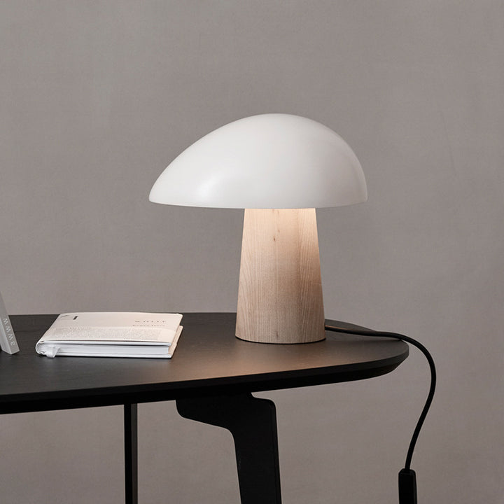 Designer Pilz Tischlampe