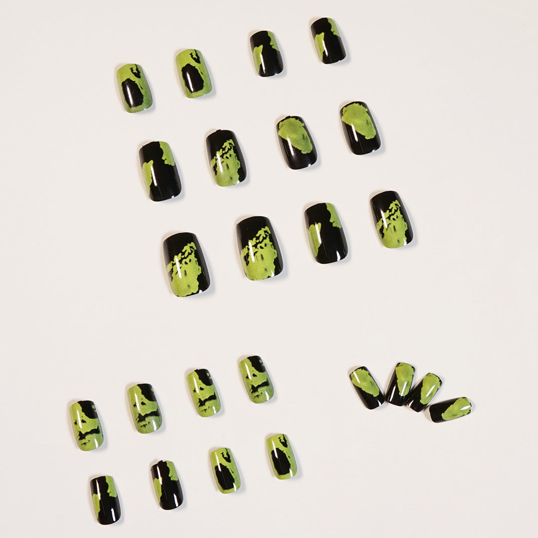 Kreative Nagelkunst im modernen Design Karnz