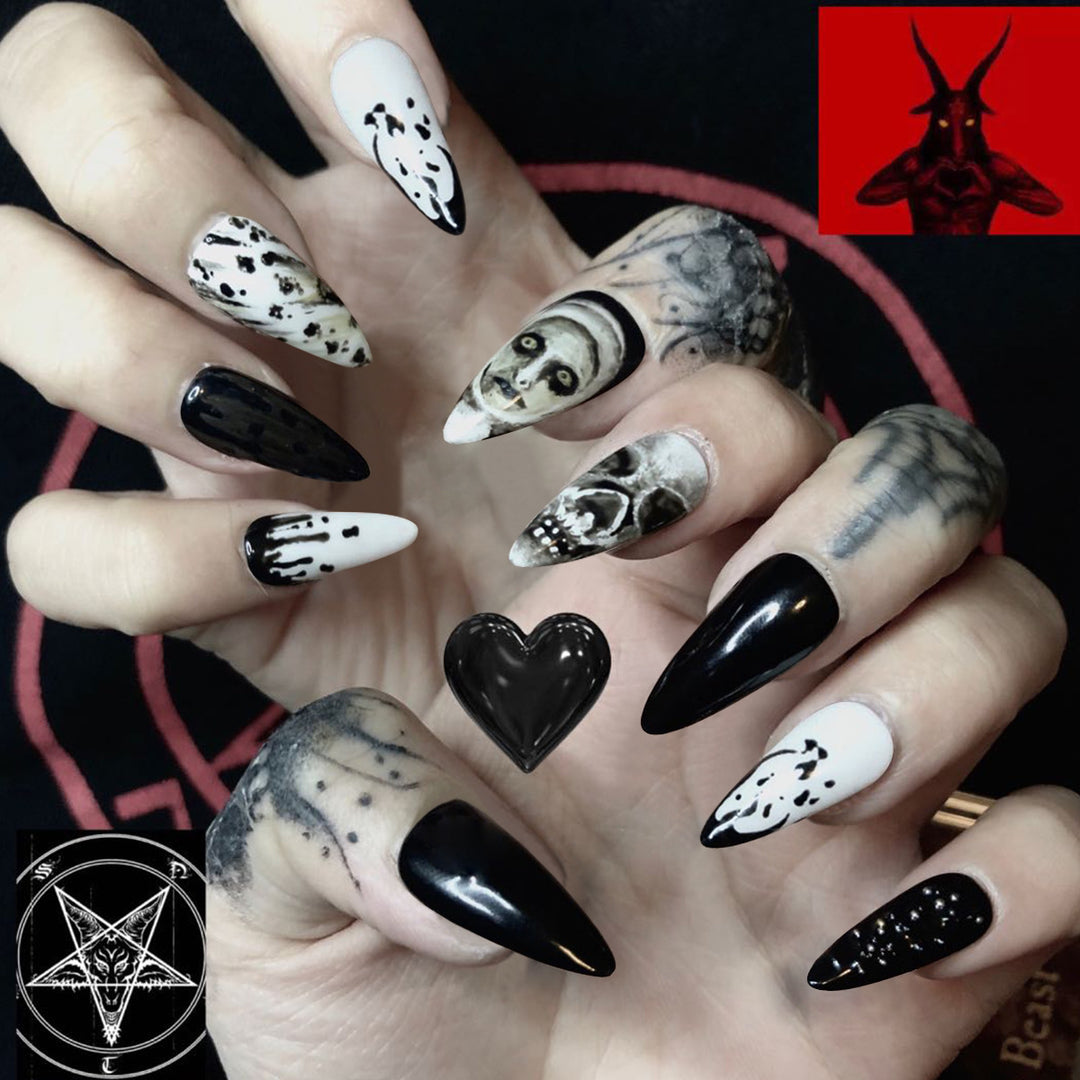 Kreative Nailart im Gothic-Stil Karnz