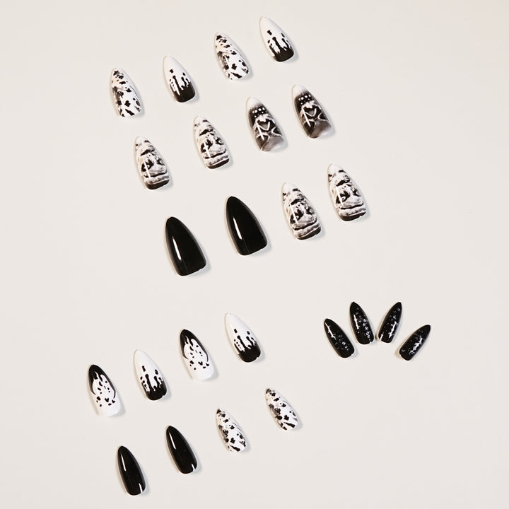 Kreative Nailart im Gothic-Stil Karnz