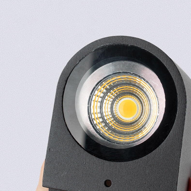 Moderne, schlichte, wasserdichte 2-flammige Wandleuchte aus Aluminium und Glas im Zylinderdesign für den Außenbereich