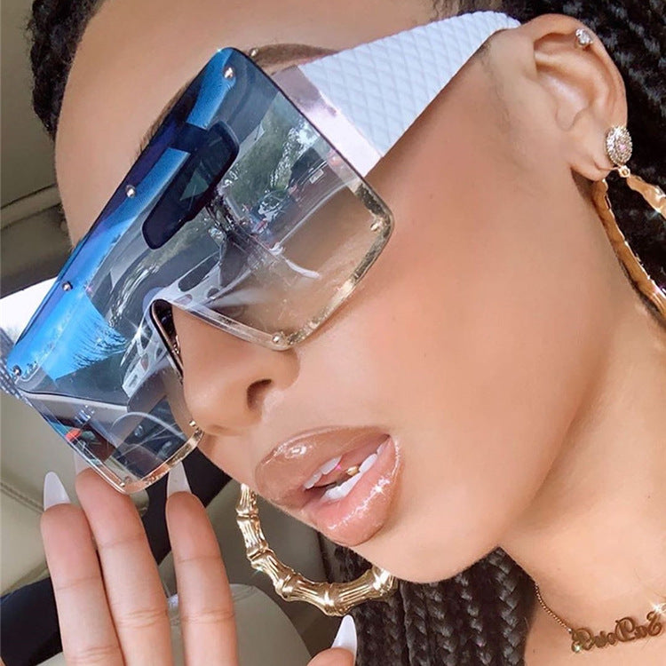 Damen geometrische Oversized-Sonnenbrille mit gradienten Gläsern Karnz