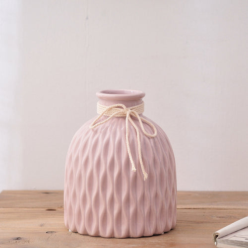 Strukturierte Keramische Dekorative Vase