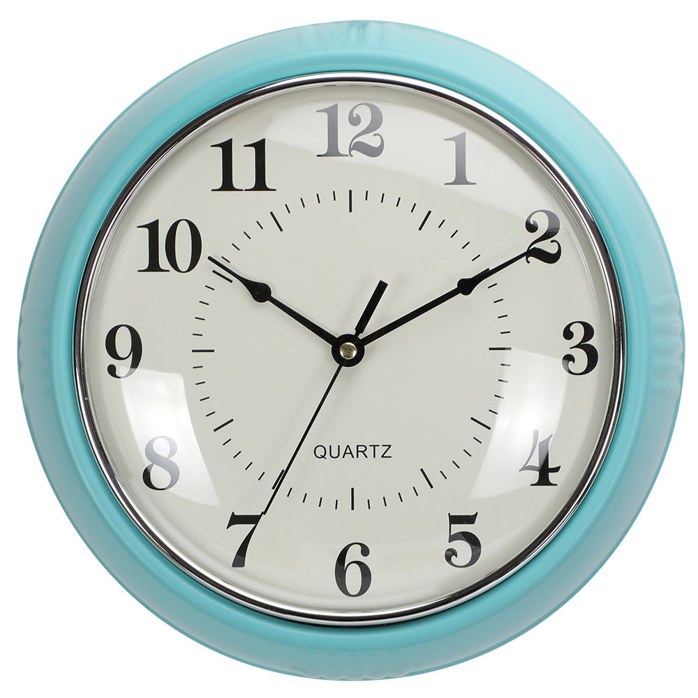 Wanduhr im eleganten Minimalismus Karnz