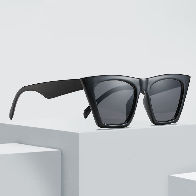 Damen stylische Sonnenbrille im auffälligen Leopardenmuster Karnz