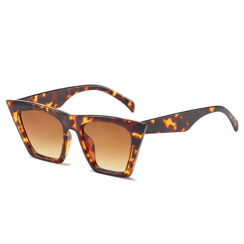 Damen stylische Sonnenbrille im auffälligen Leopardenmuster Karnz