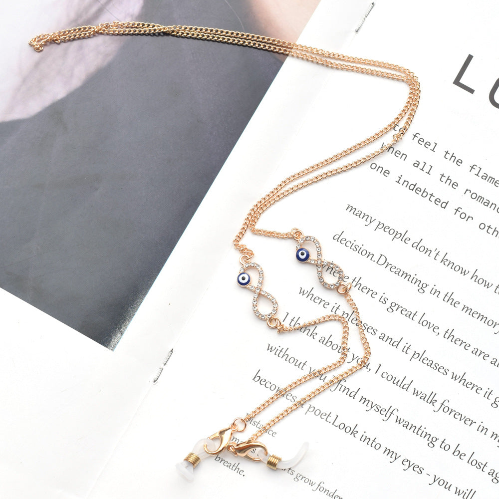 Elegante Brillenkette mit schützendem Charm Karnz