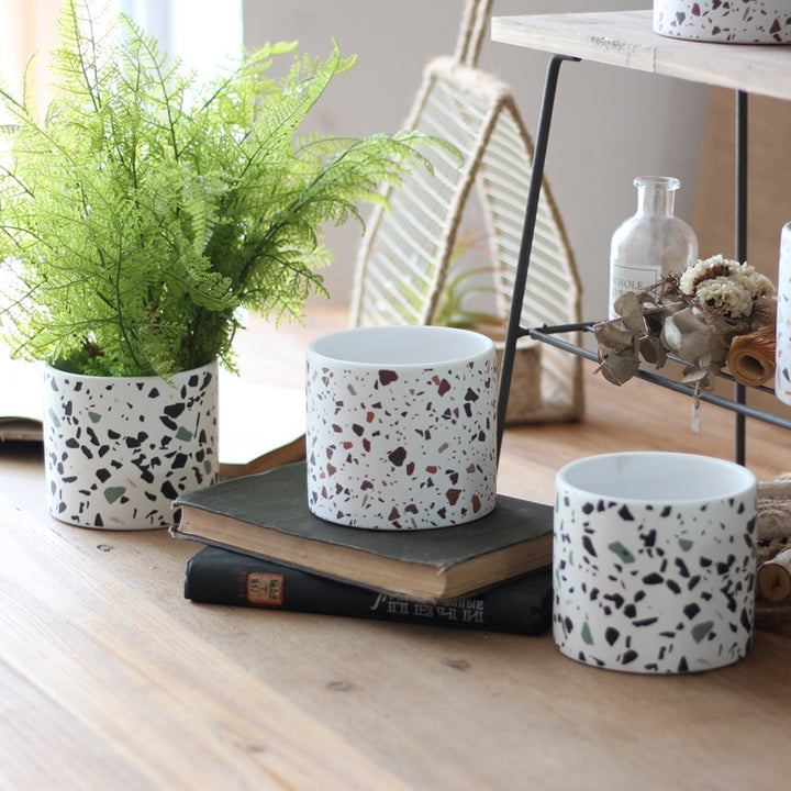 Moderner Blumentopf Karnz