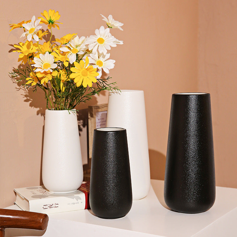 Moderner Minimalistischer Keramikblumenvasen