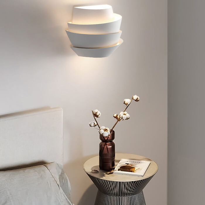 Skandinavische Wandlampe mit doppelten Lichtpunkten - NordGlow | Karnz
