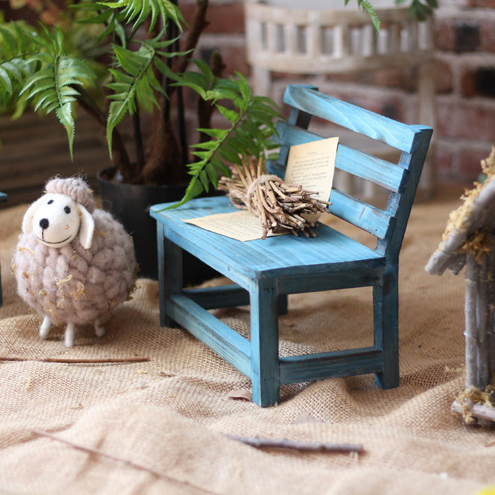 Miniatur Holzstuhl Karnz