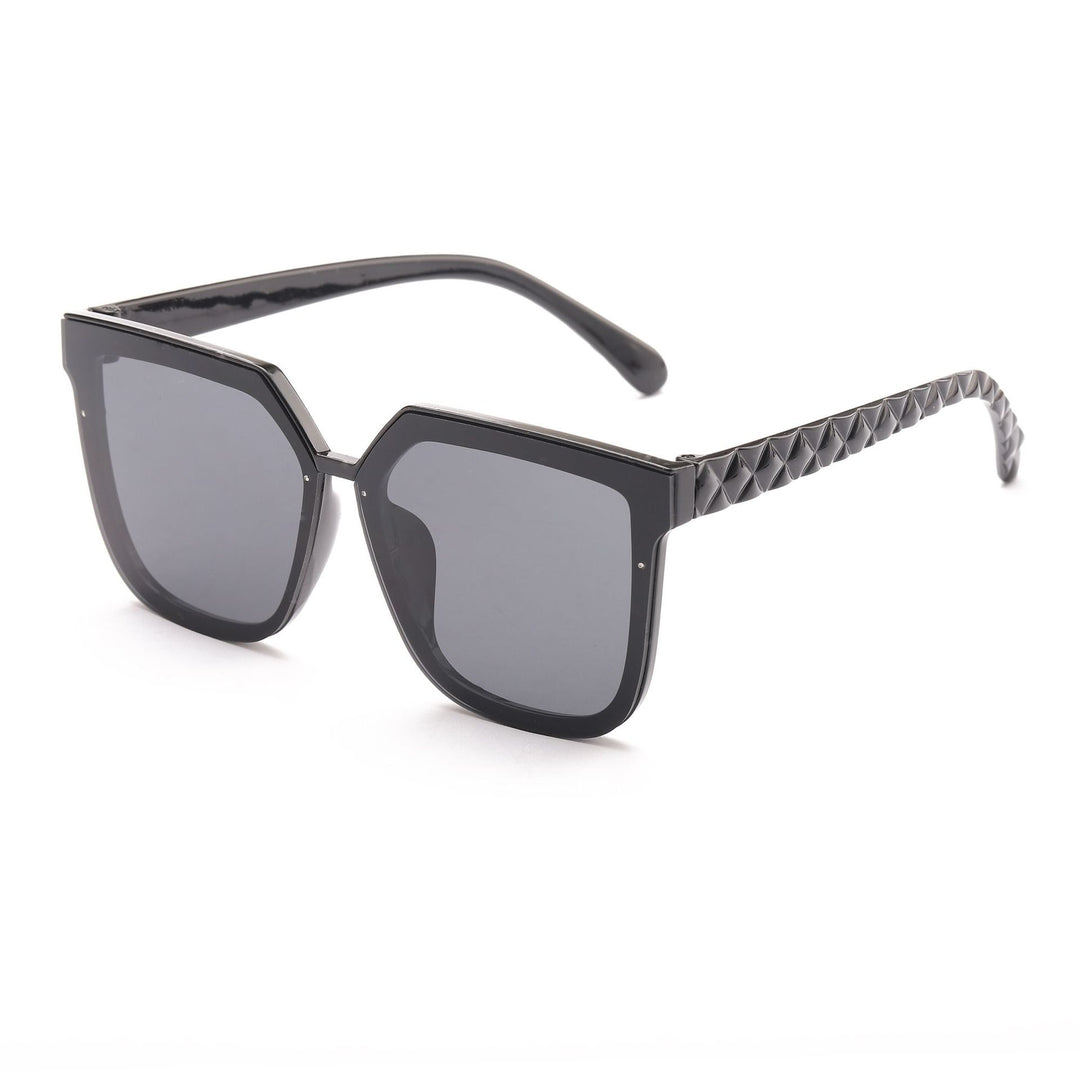 Damen modische Sonnenbrille mit innovativem polygonalen Design Karnz